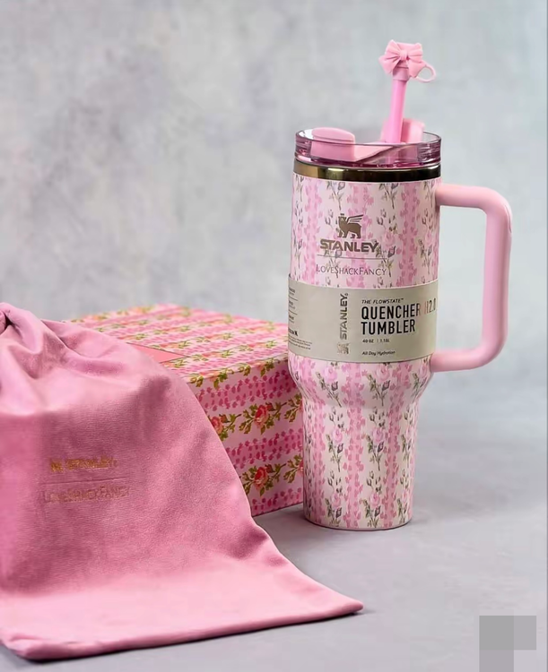 خرید ماگ استنلی صورتی